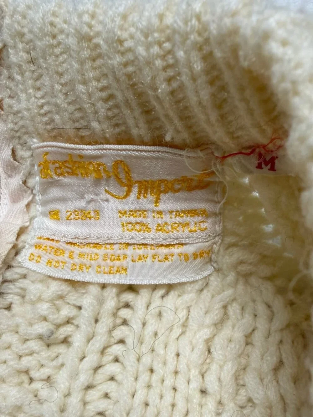 Vintage 90s White Cream Cable Knit Chunky Fisherman's Sweater Size Small/Medium